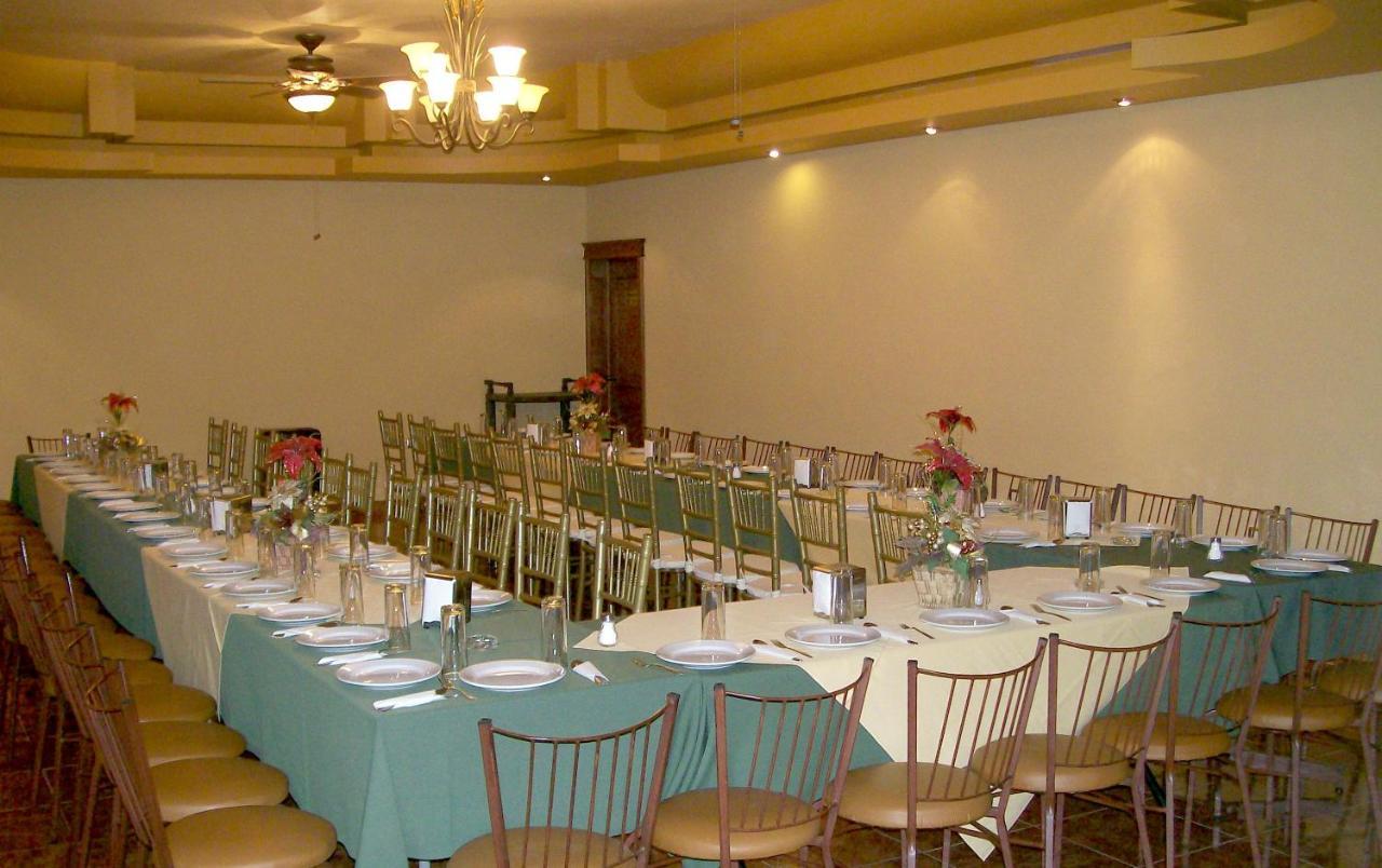 Hotel El Dorado Sabinas Εξωτερικό φωτογραφία