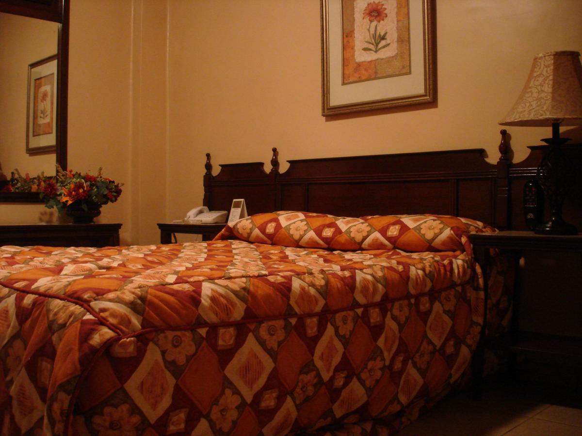 Hotel El Dorado Sabinas Εξωτερικό φωτογραφία